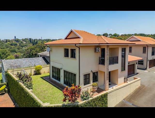 3 BEDROOM TOWNHOUSE FOR SALE IN WESTVILLE